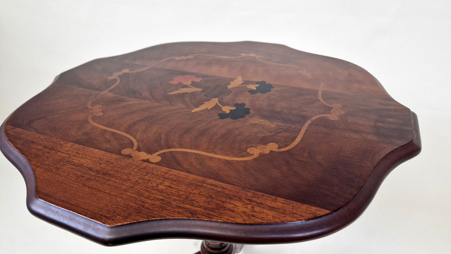 Antique French Side Table nutwood top with inlayed flowers - Elegant Vintage Hardwood bedside stand - Plant Table