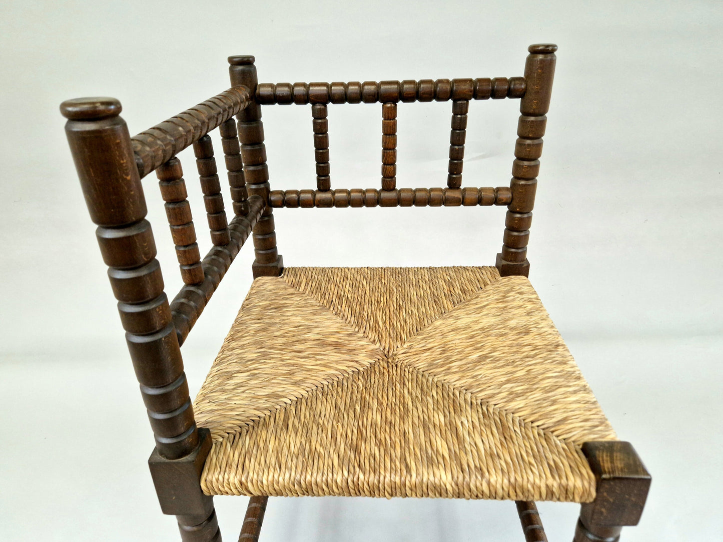 Antique english bobbin Corner Chair, Bobbin Chair, Rush Seat Chair, Knitting Chair, Country Living, Farmhouse Decor, antique stool, 1920