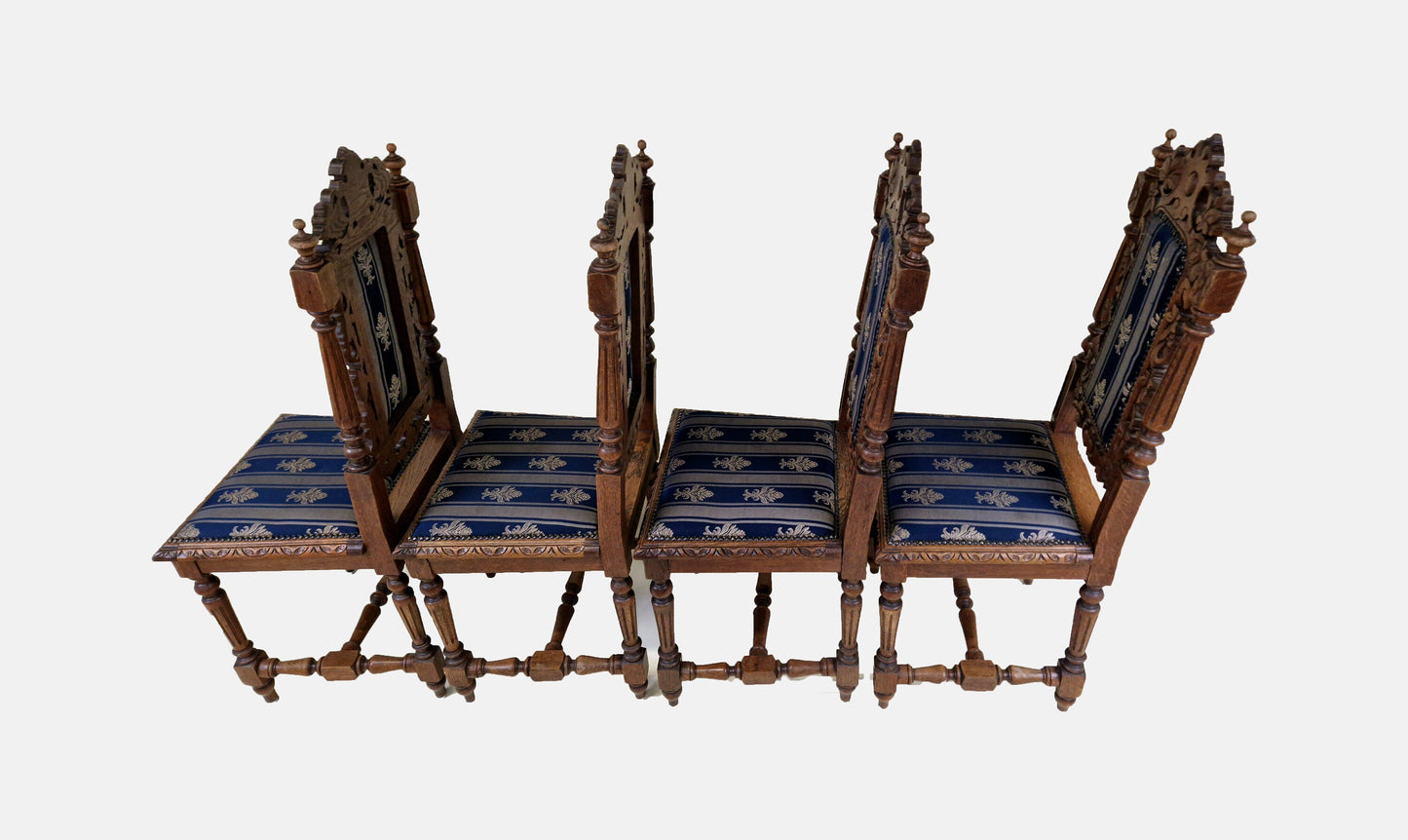 19th century French Renaissance Carved Dining chairs - set of 4 - Oak wood - castle chairs